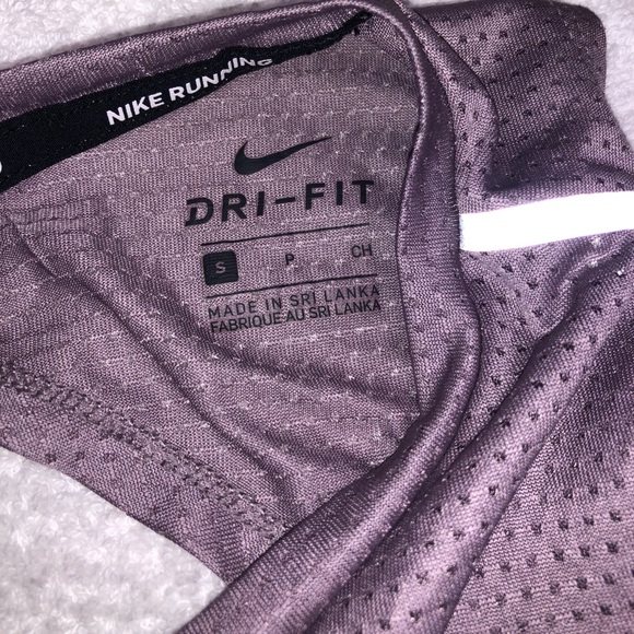 Nike training tank - Picture 3 of 8